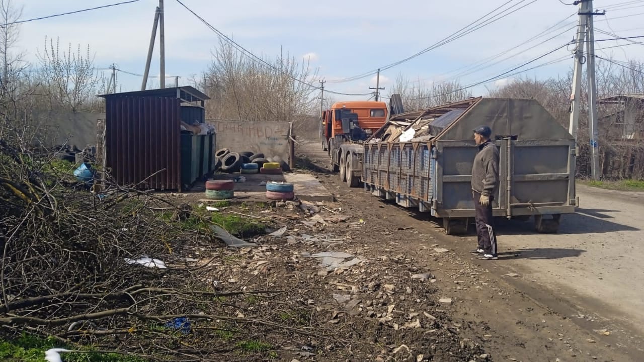 Вывоз мусора 01.04.23г.